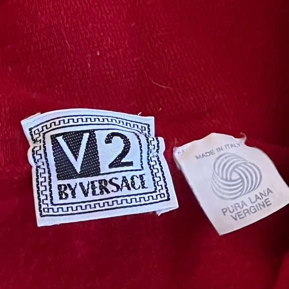 Vintage Versace V2 Red Pure Wool Ribbed Sweater, Small - Picture 3 of 4